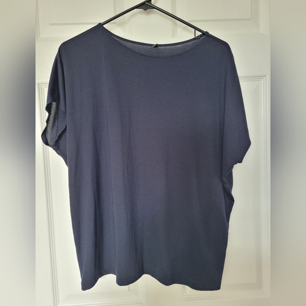 FREE SHIPPING Uniqlo Navy Blue Women's Top